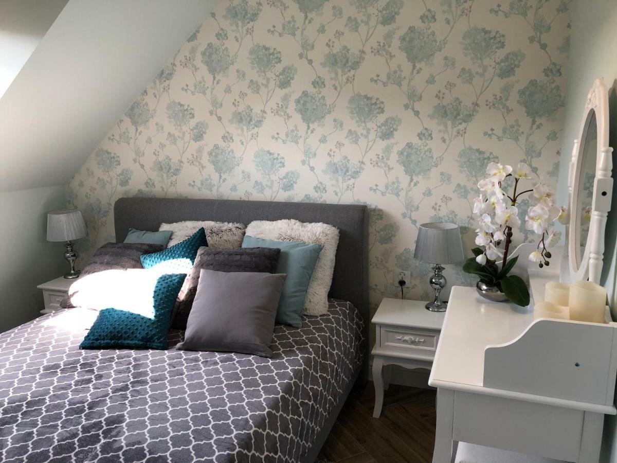 Family & Business Elegant Apartments Ul Warszawska - 2 Bedroom, Balcony, Parking Kielce Exteriör bild
