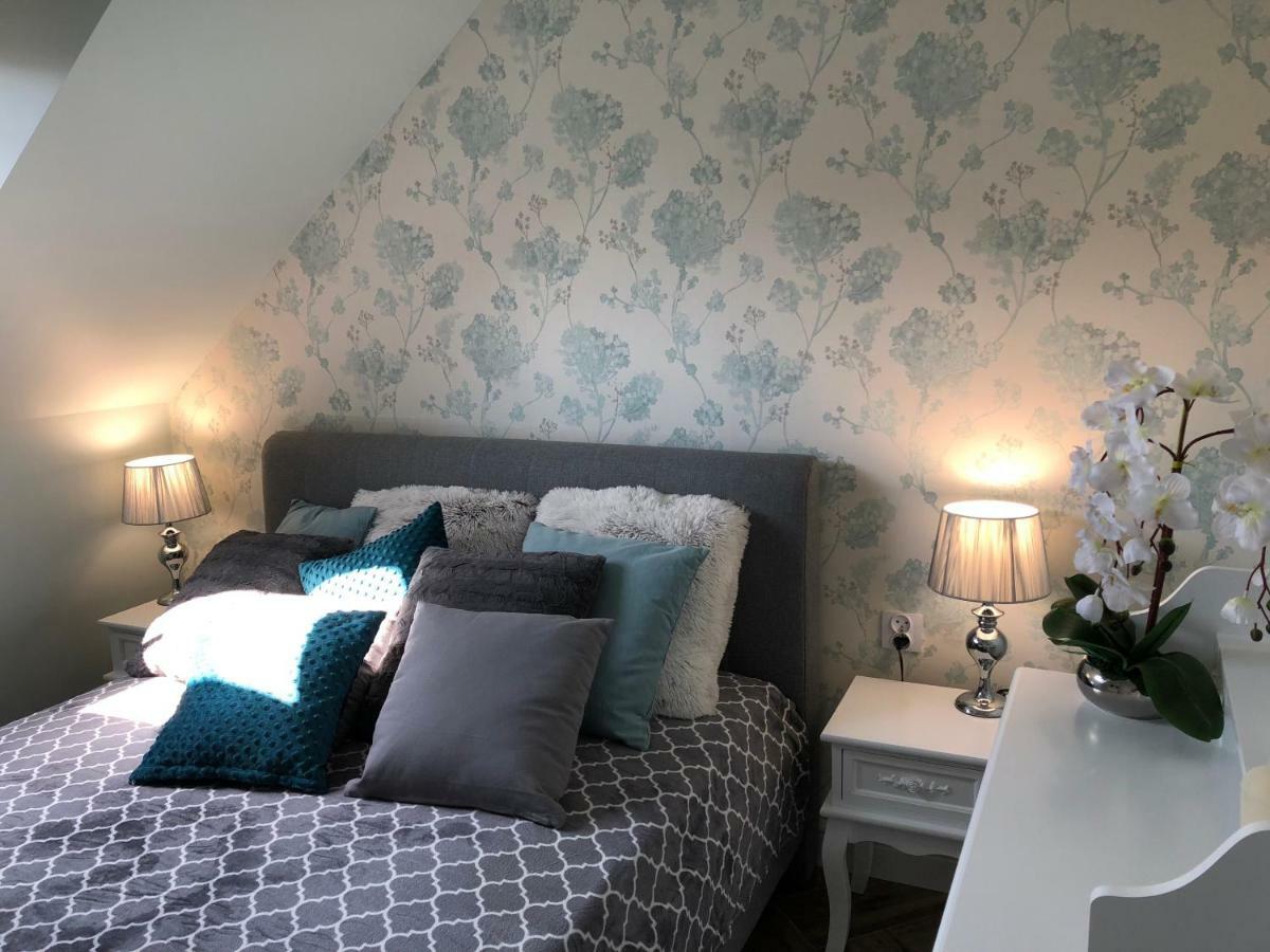 Family & Business Elegant Apartments Ul Warszawska - 2 Bedroom, Balcony, Parking Kielce Exteriör bild
